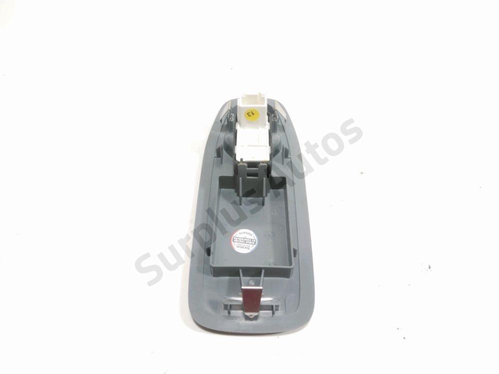 Commande lève-vitre avant droit