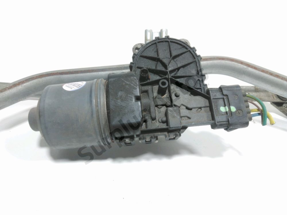 Mécanisme + moteur d'essuie glace avant
