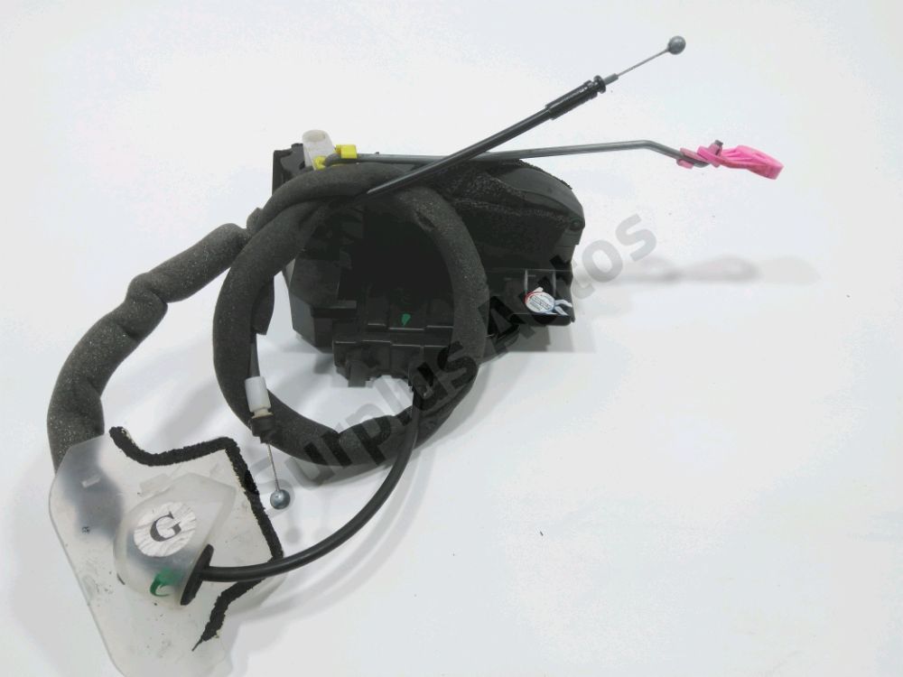 Serrure de porte avant gauche