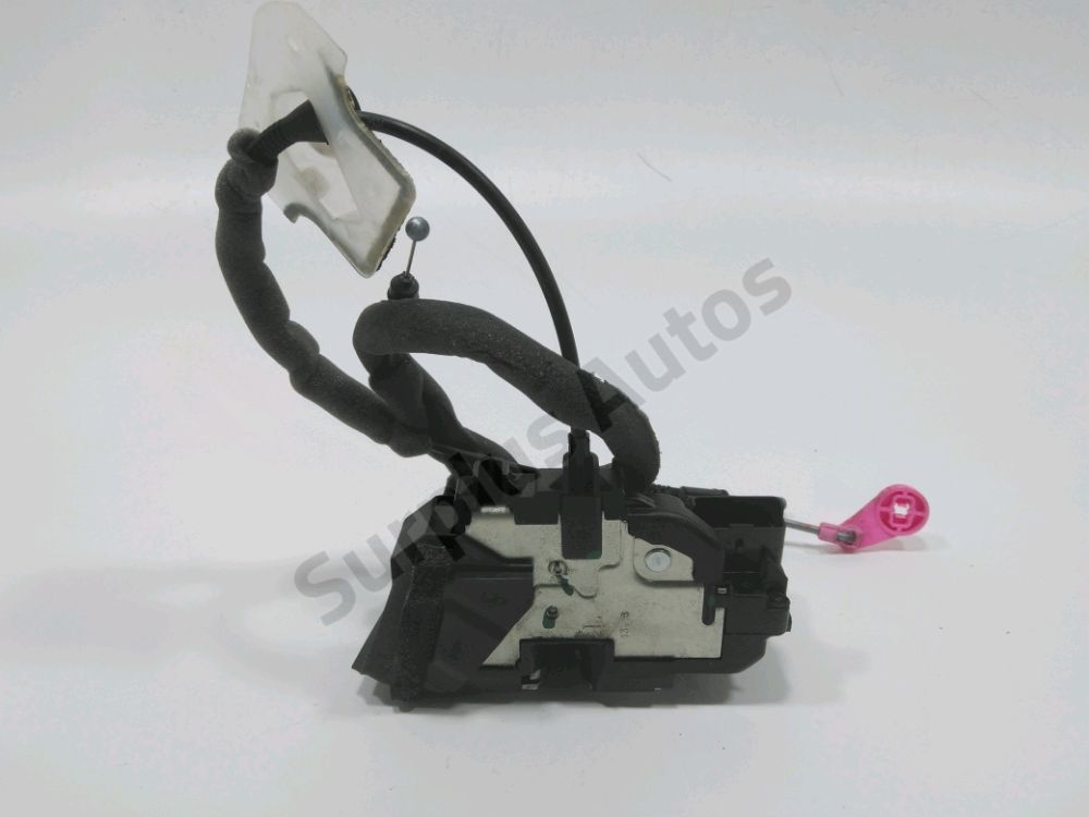 Serrure de porte avant gauche