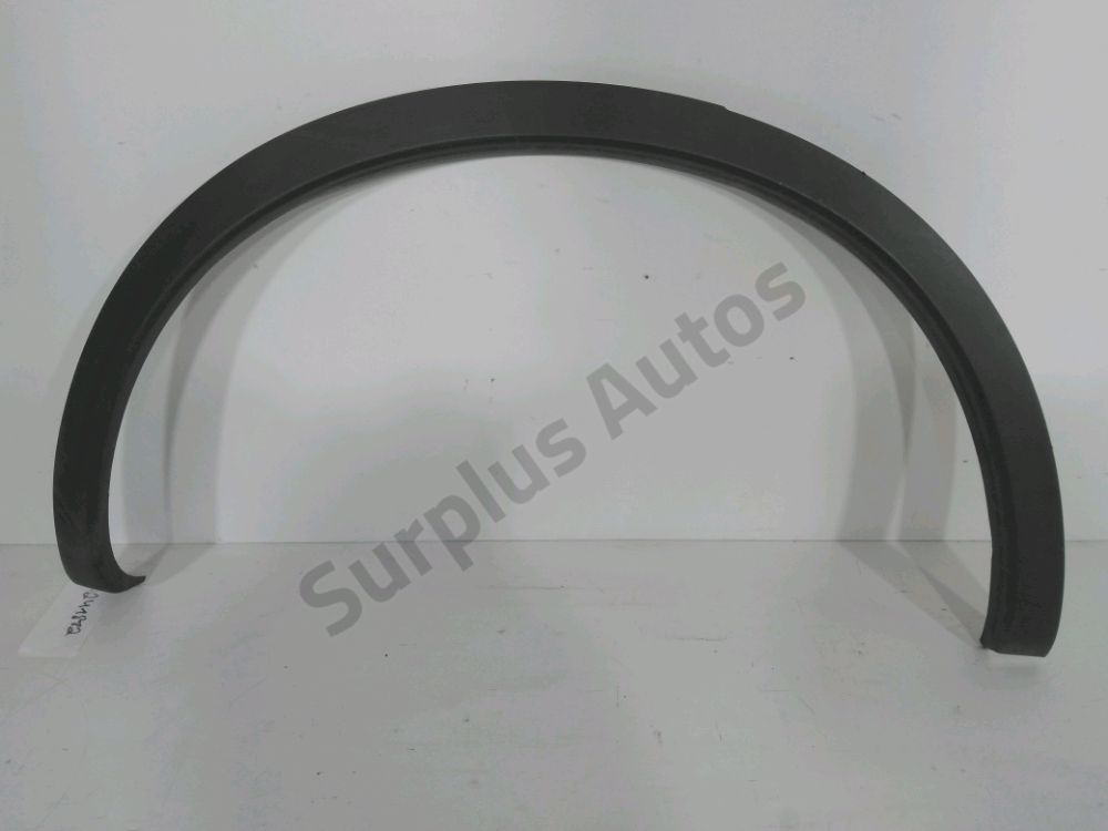 Elargisseur d'aile arrière droit