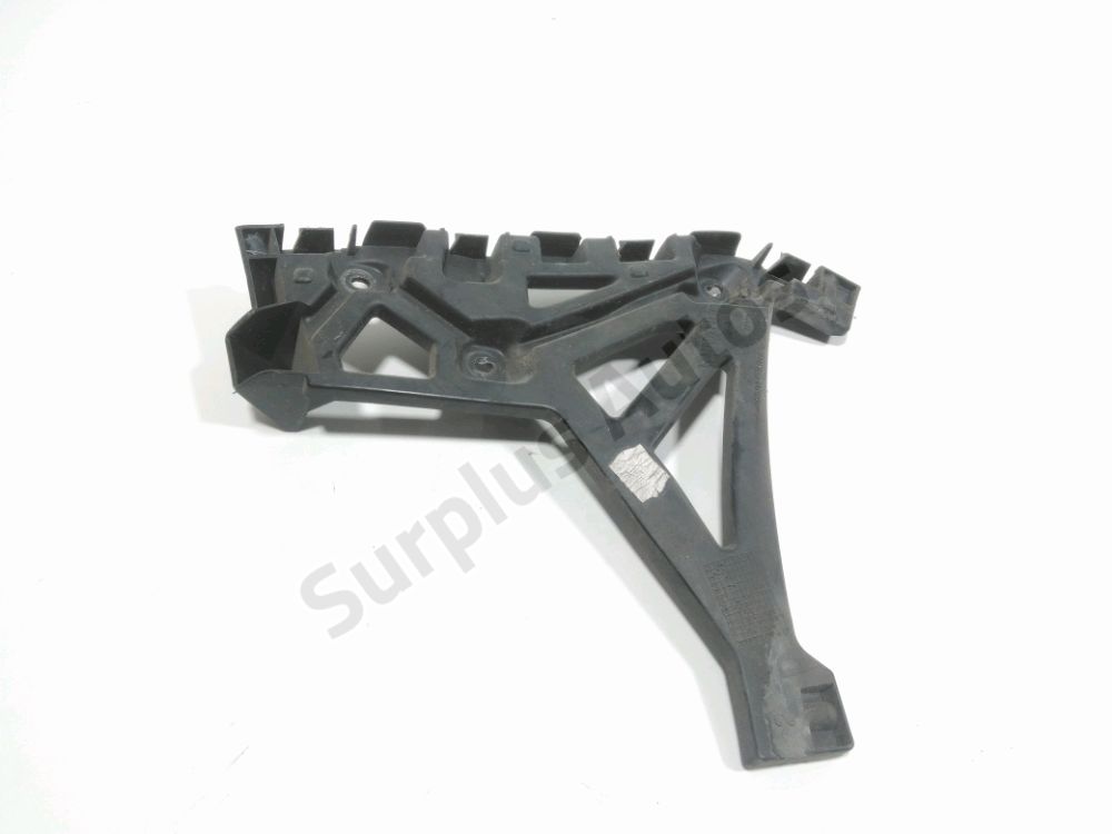 Support droit de pare-choc arrière