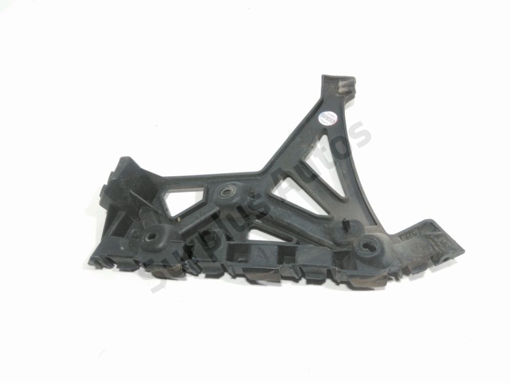 Support droit de pare-choc arrière