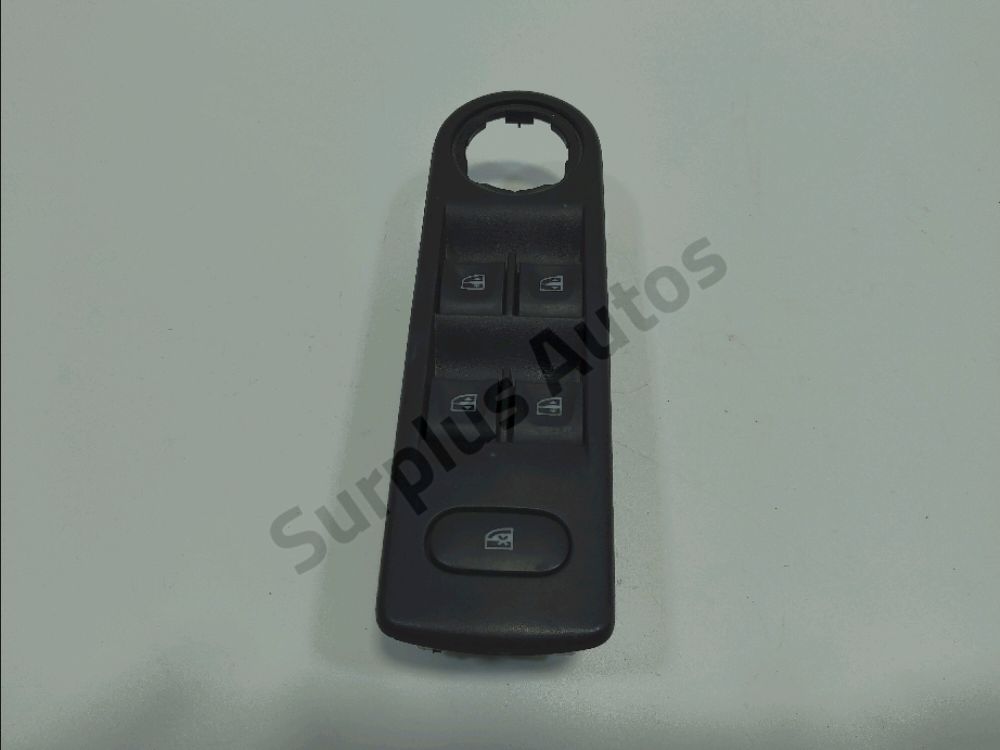 Commande leve-vitre avant gauche