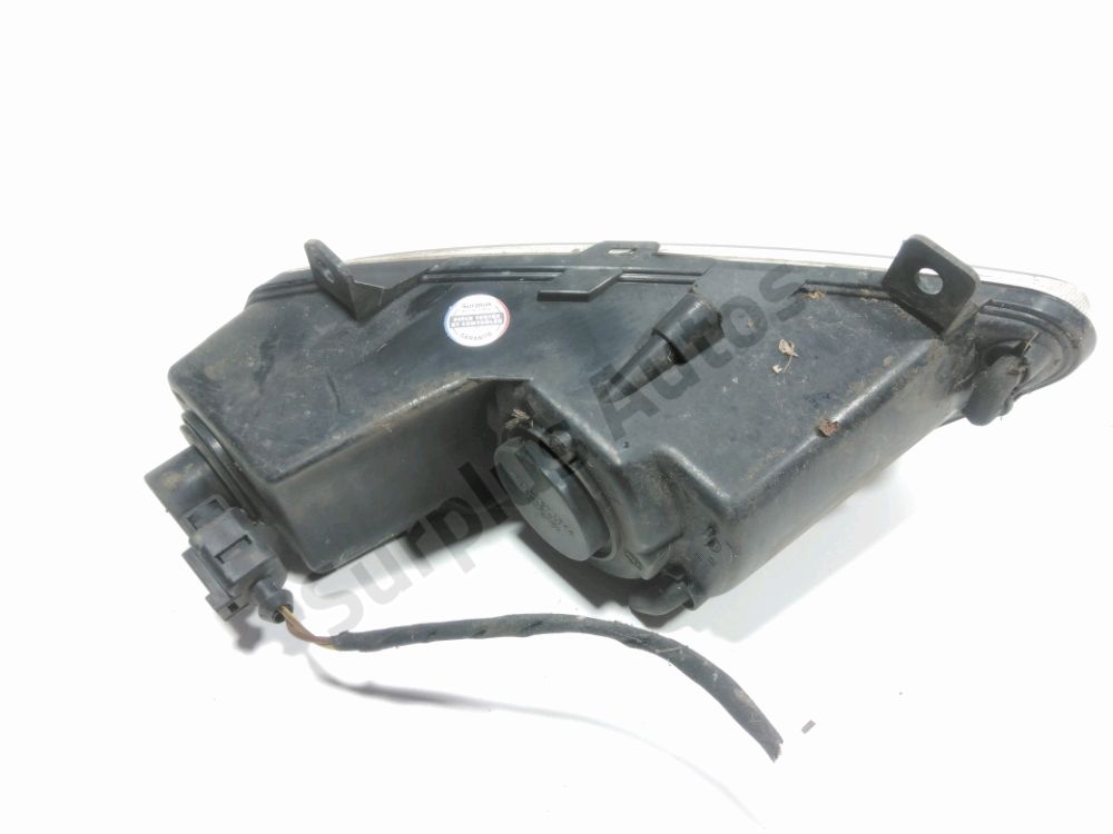 Feu diurne avant droit