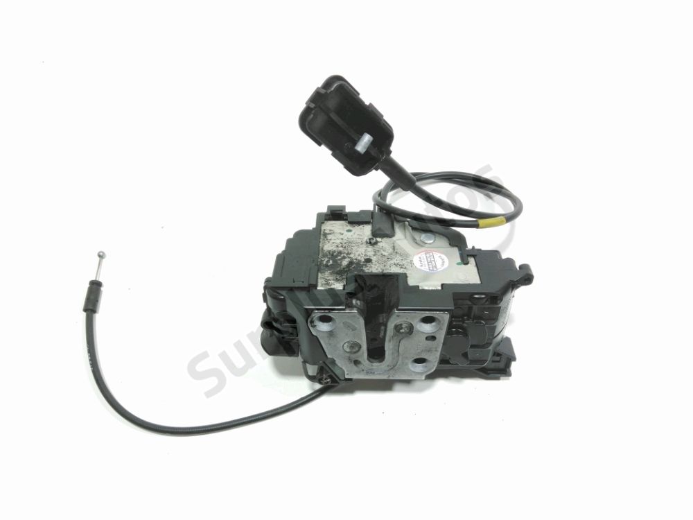 Serrure de porte avant gauche