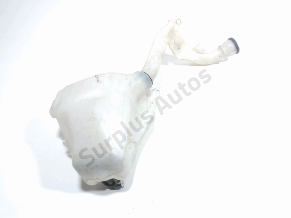 Réservoir de lave glace avant