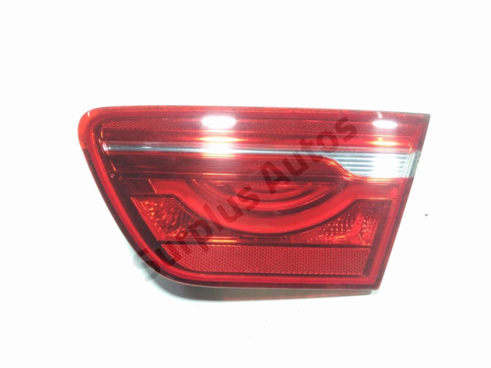 Feu arrière intérieur droit