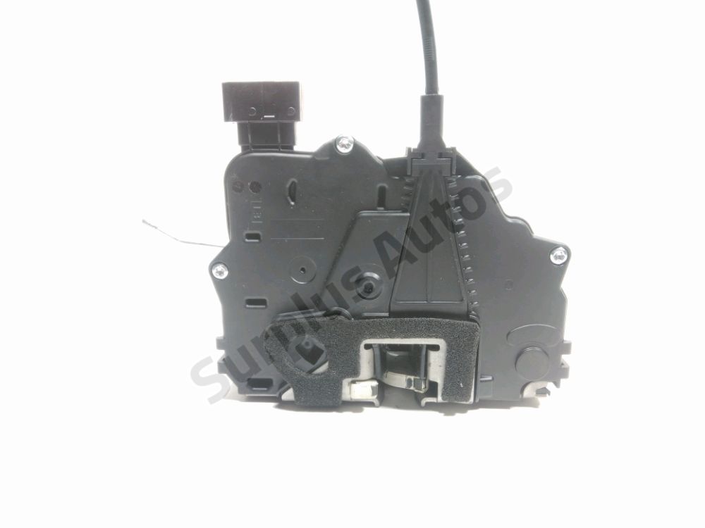 Serrure de porte avant gauche