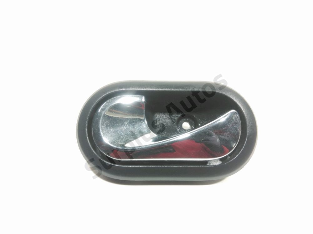 Poignee interieure porte avant gauche