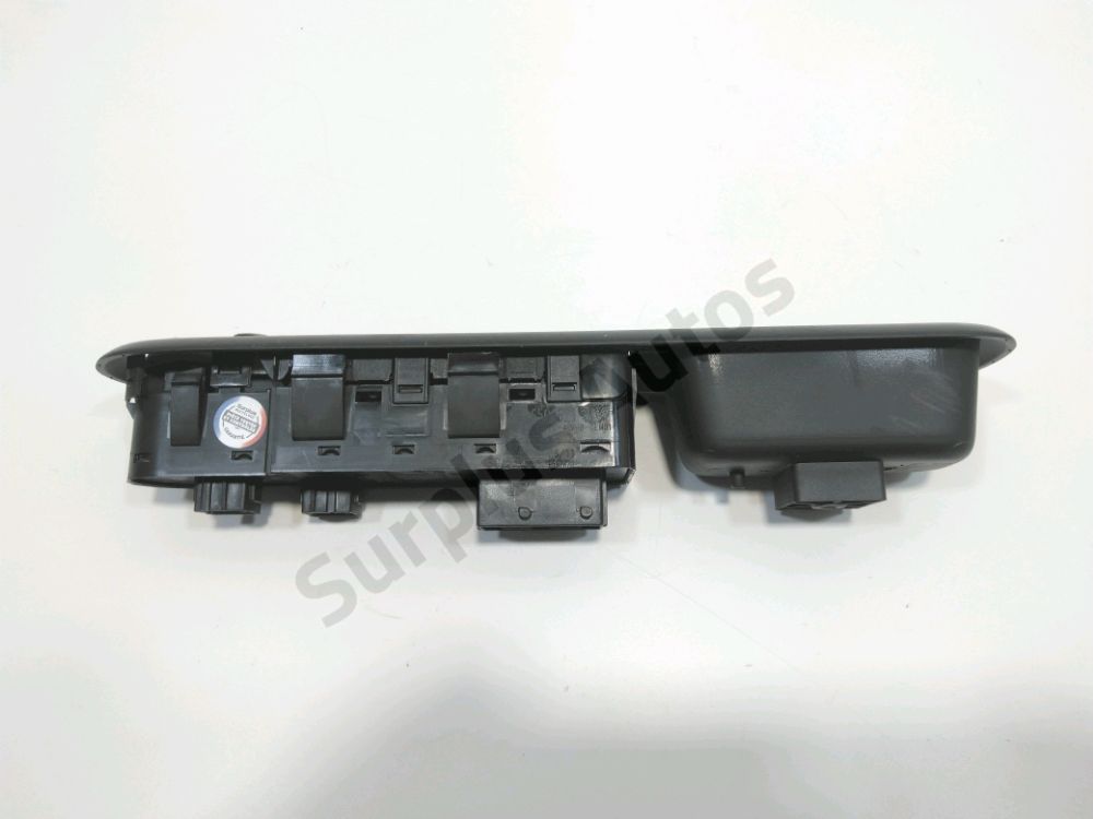 Commande lève-vitre avant gauche