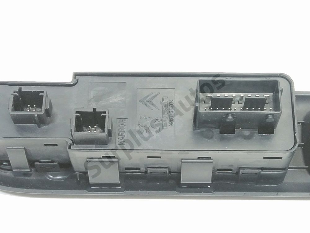 Commande lève-vitre avant gauche