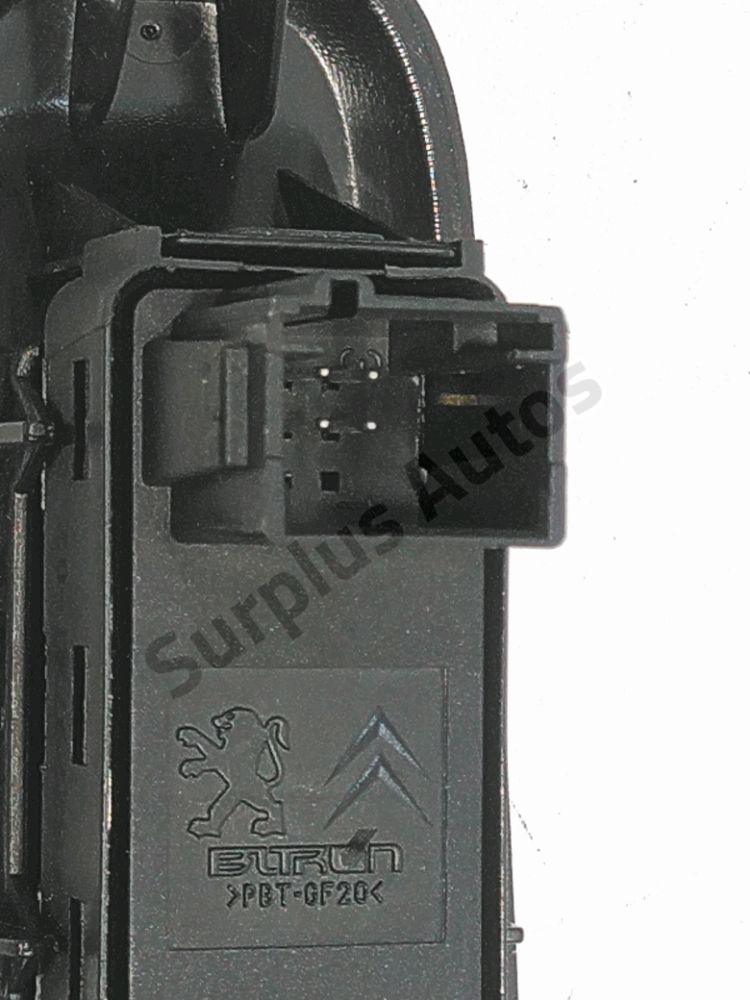 Commande lève-vitre arrière gauche