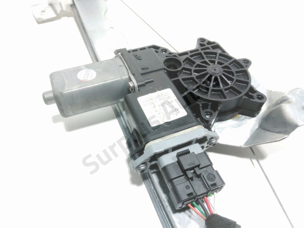 Lève-vitre électrique avant gauche