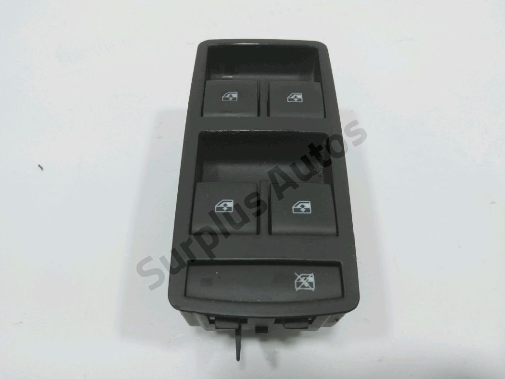 Commande lève-vitre avant gauche