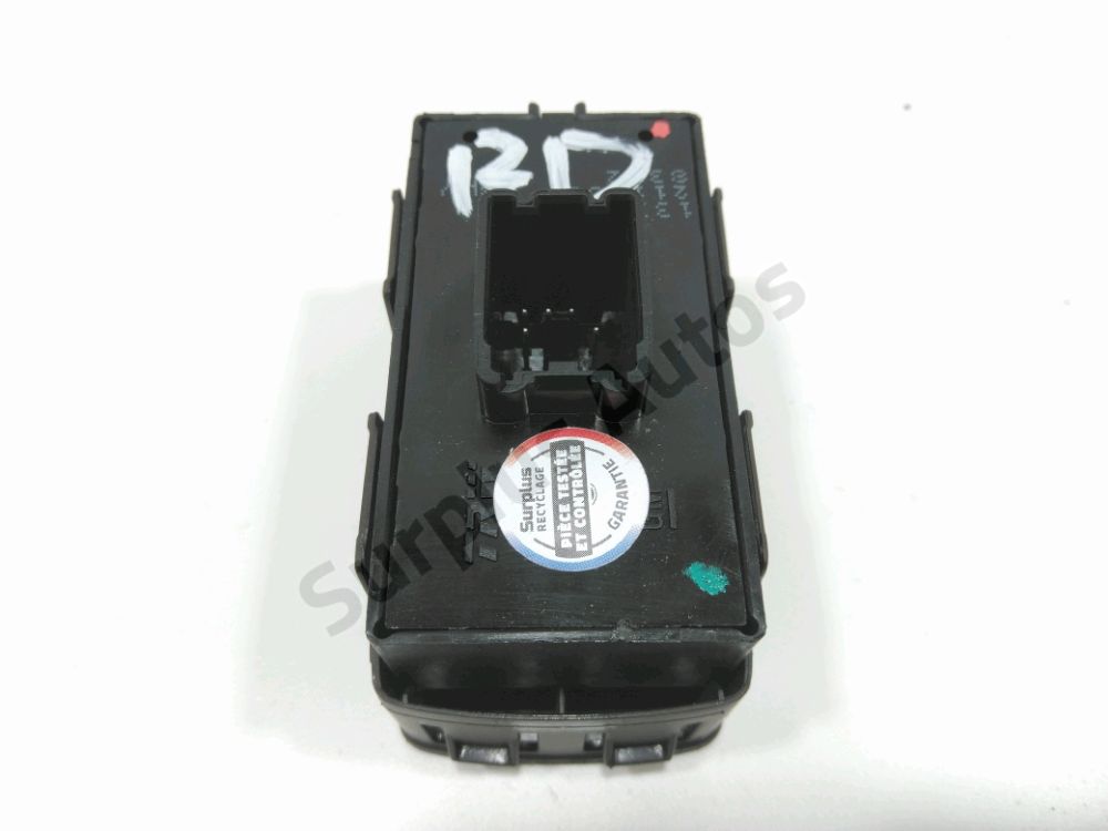 Commande lève-vitre arrière droit