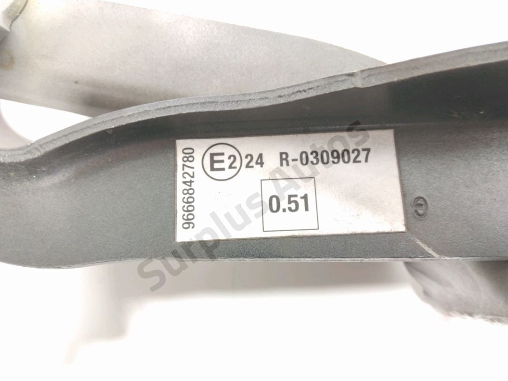 Jeu de charnières de capot