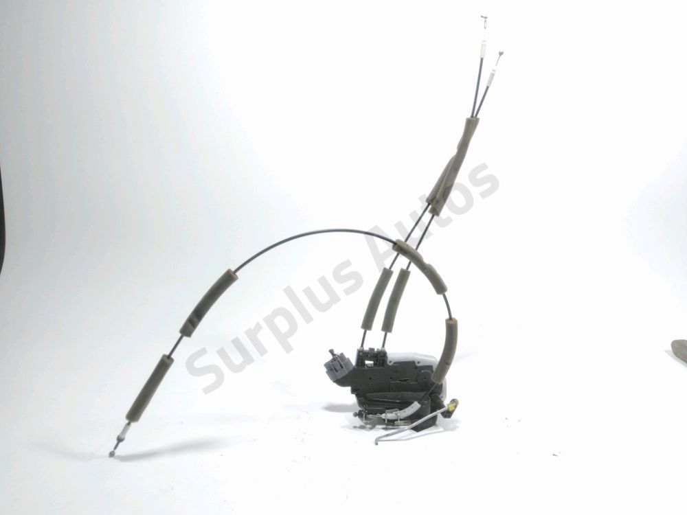 Serrure de porte avant gauche