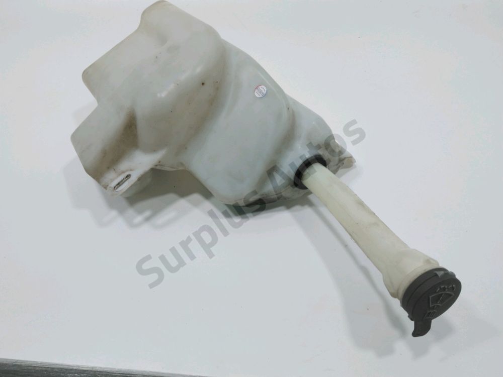 Réservoir de lave glace avant