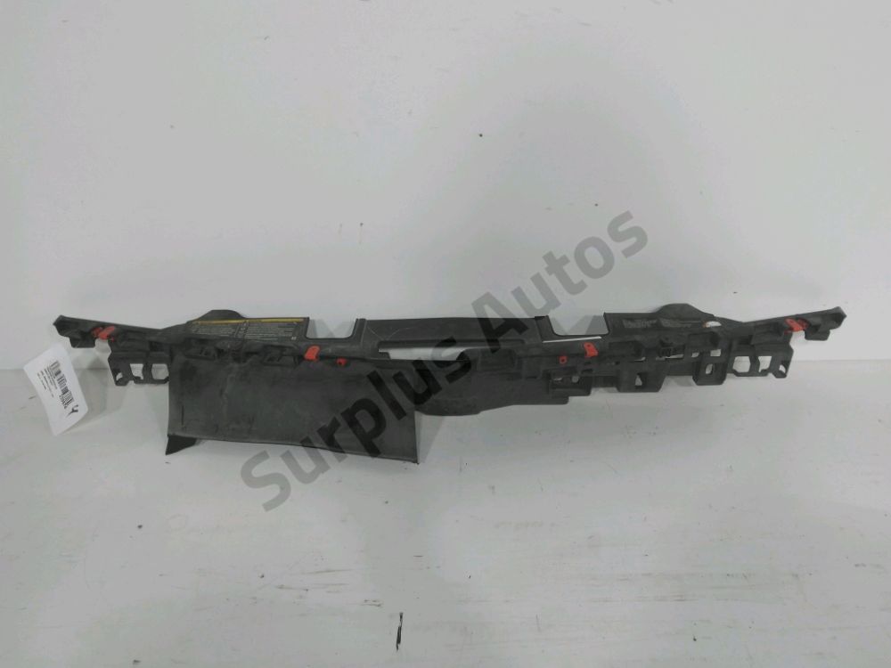 Traverse supérieure armature avant