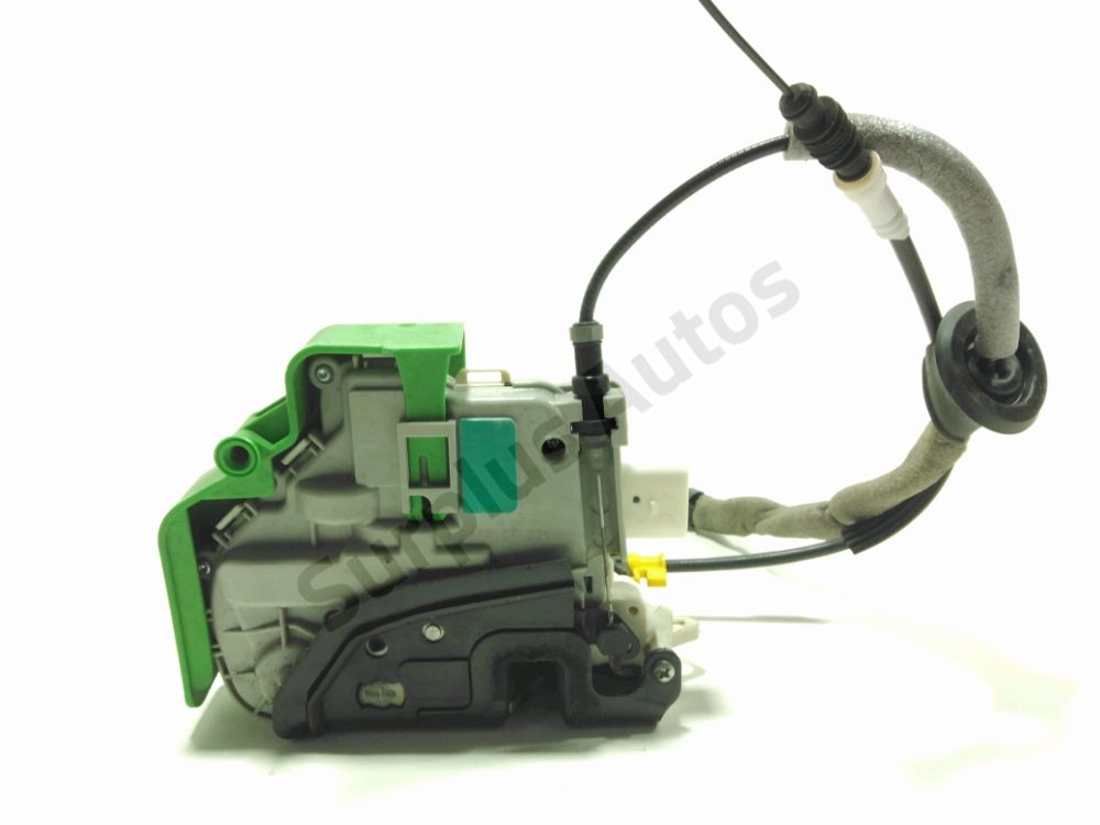 Serrure de porte avant gauche