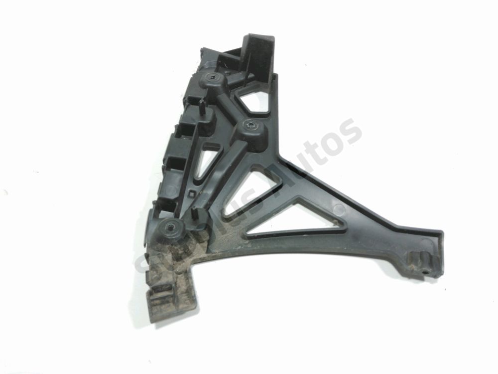 Support droit de pare-choc arrière