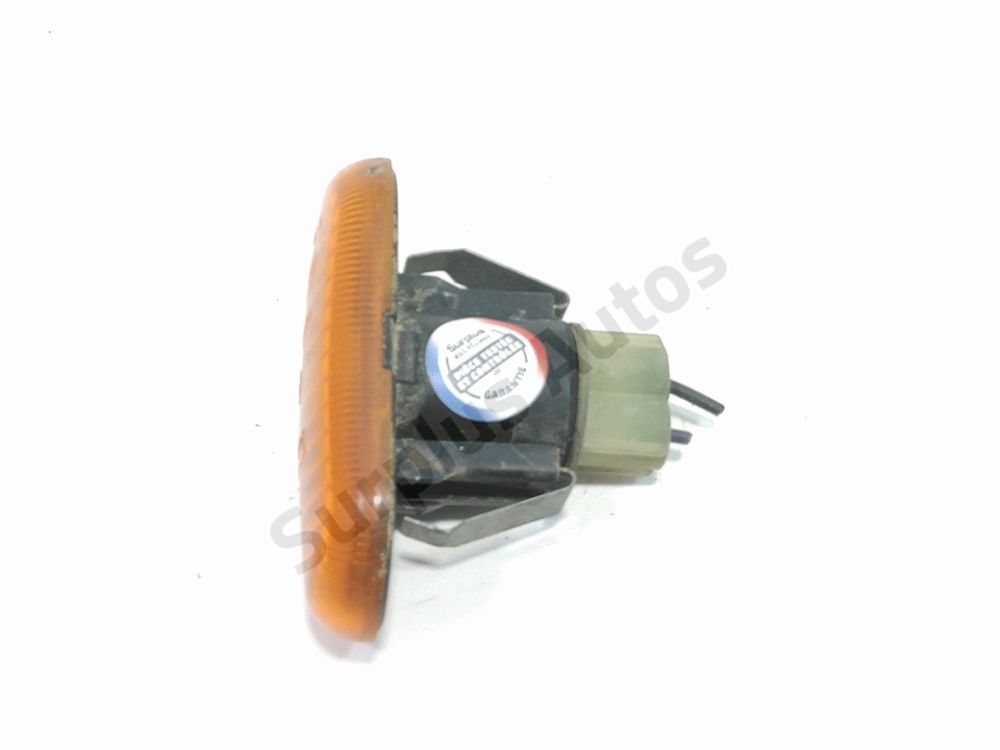 Répétiteur d'aile gauche