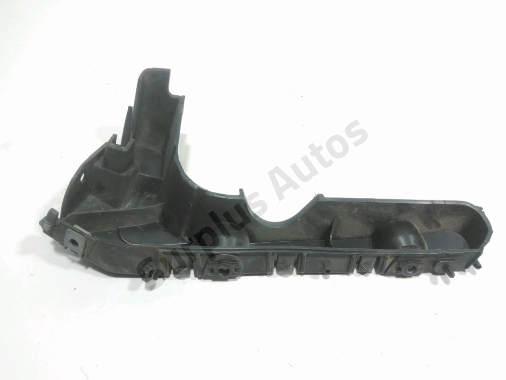 Support gauche de pare-choc arrière