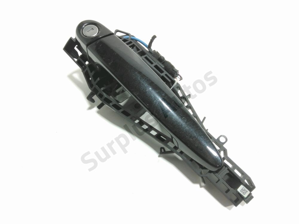 Poignée extérieure avant gauche