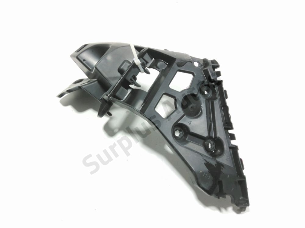 Support droit de pare-choc arrière