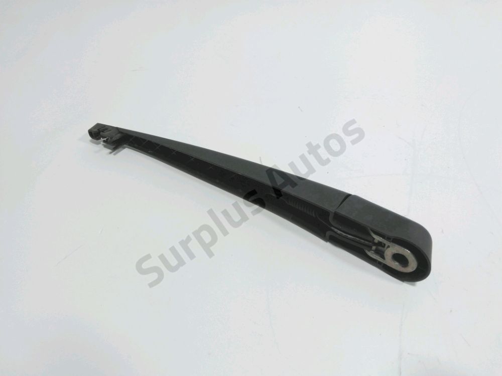 Bras d'essuie-glace arrière