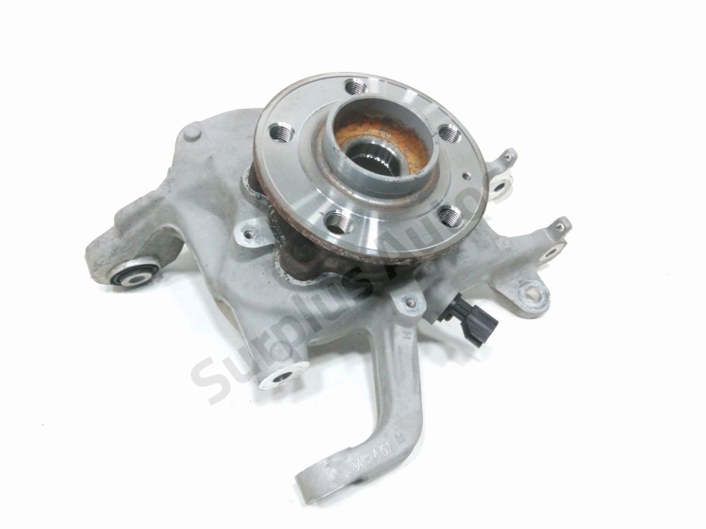 Moyeu arrière gauche