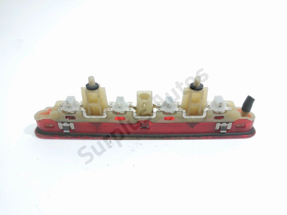 Feu stop supplémentaire