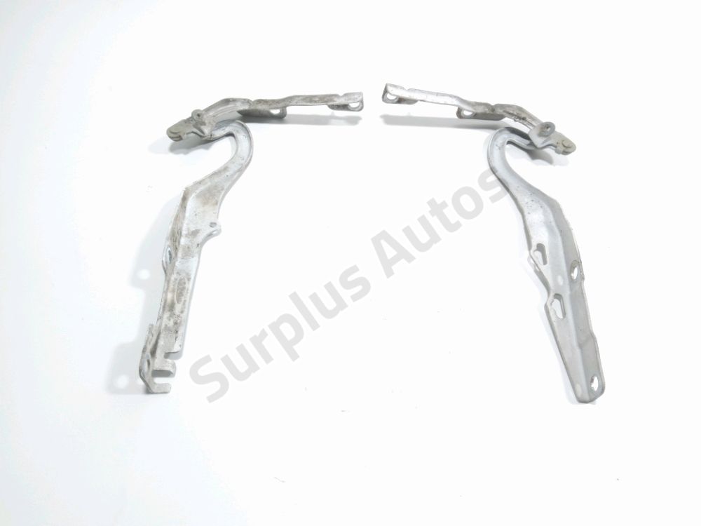 Jeu de charnières de capot