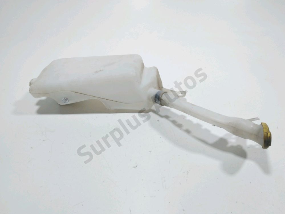 Réservoir de lave glace avant