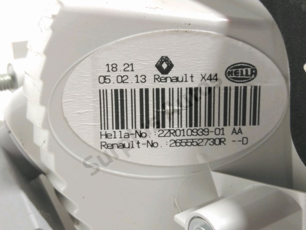 Feu arrière intérieur gauche