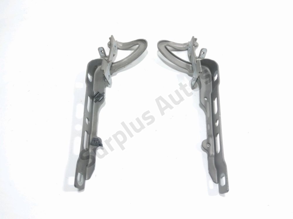 Jeu de charnières de capot