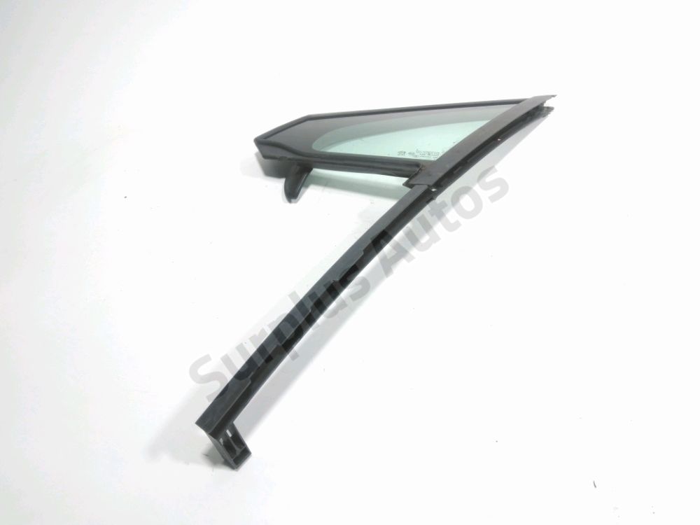 Custode avant gauche