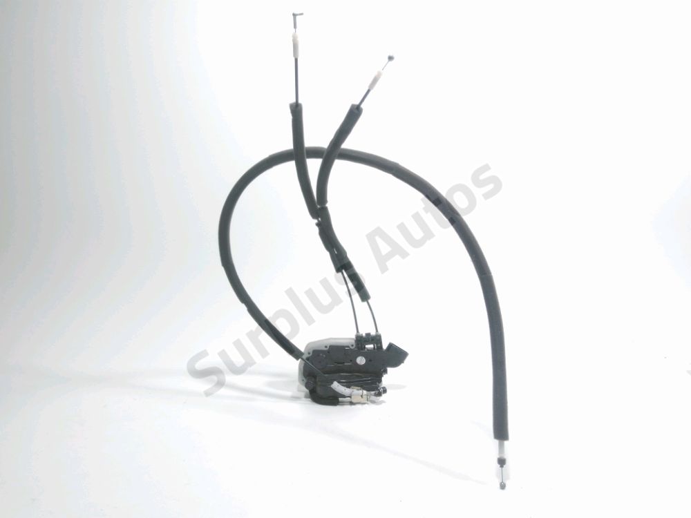 Serrure de porte avant droite