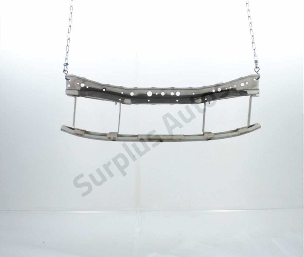 Traverse inferieure armature avant