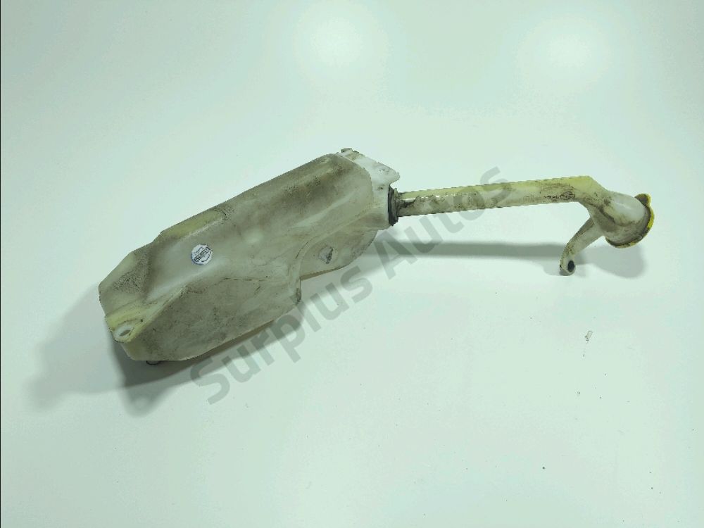 Réservoir de lave glace avant