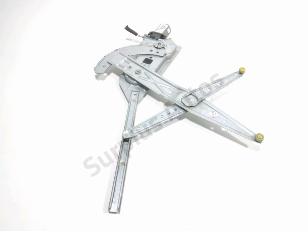 Lève-vitre électrique avant gauche