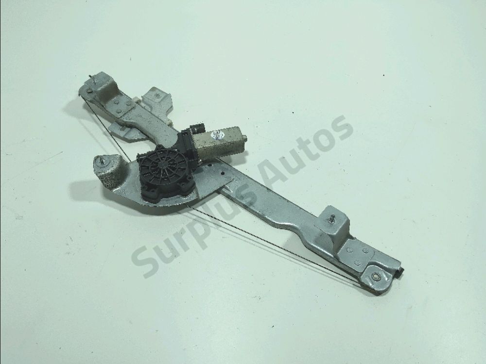 Lève-vitre électrique avant gauche