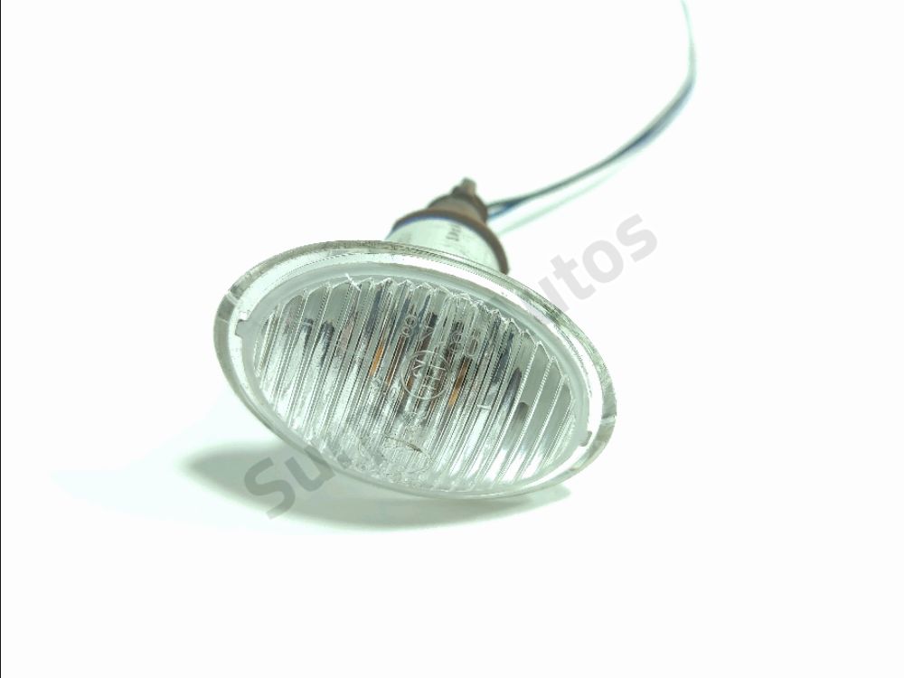 Repetiteur d'aile droit