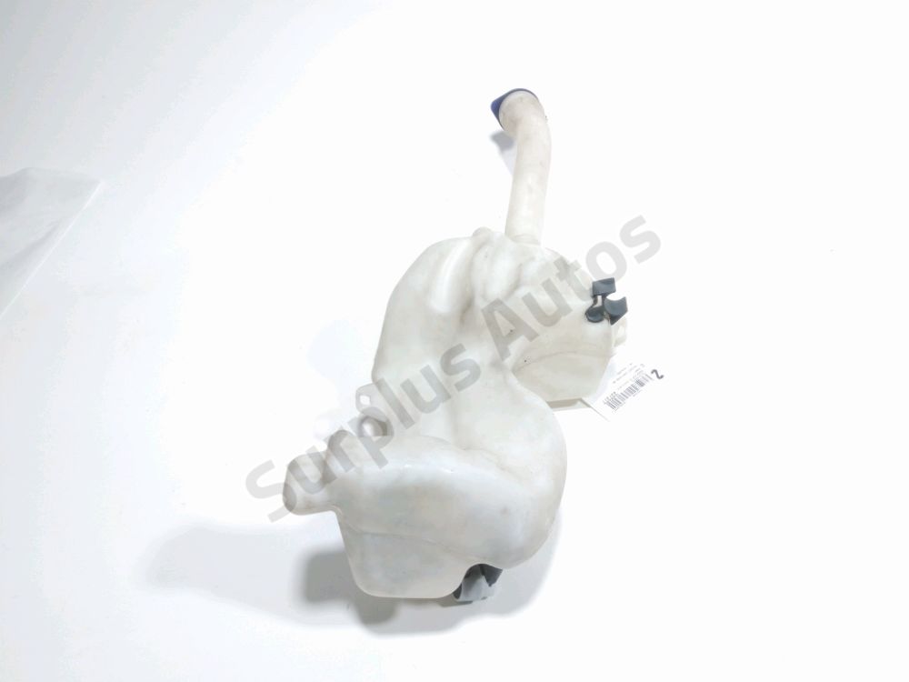 Réservoir de lave glace avant