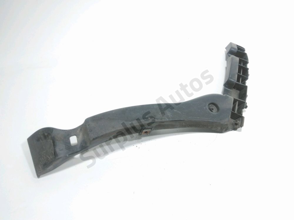 Support droit de pare-choc arrière