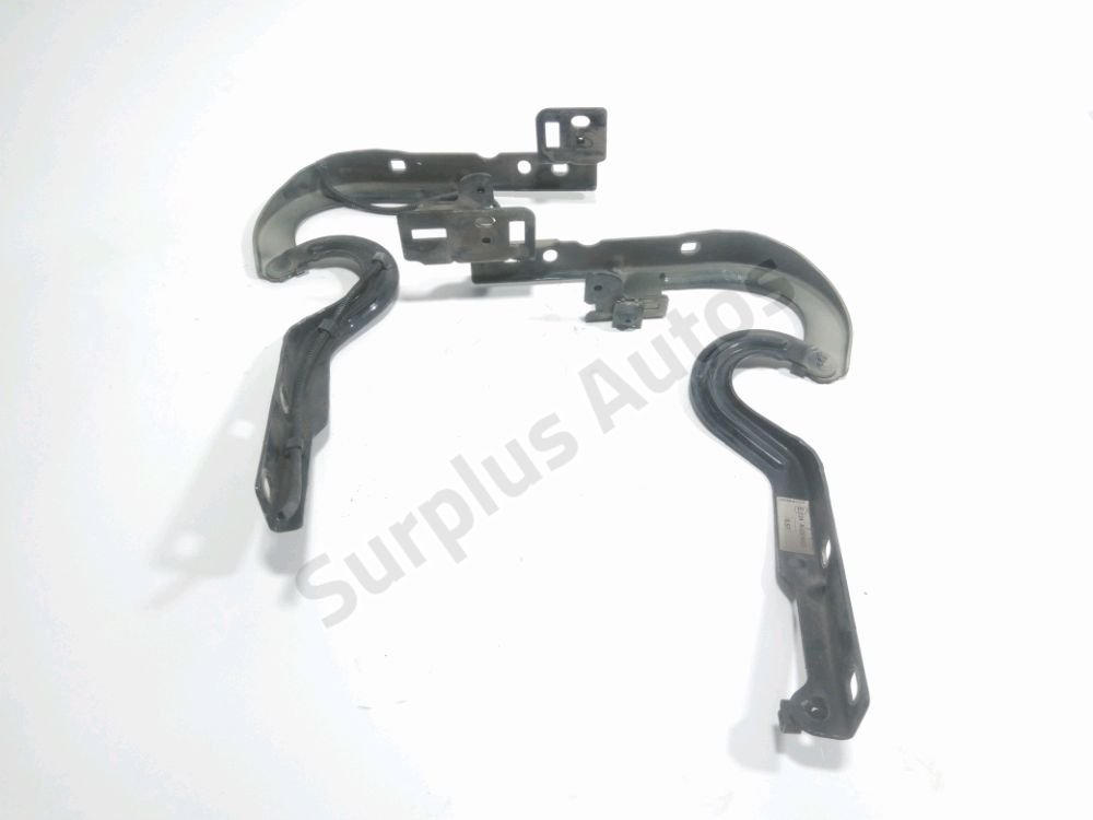 Jeu de charnières de capot