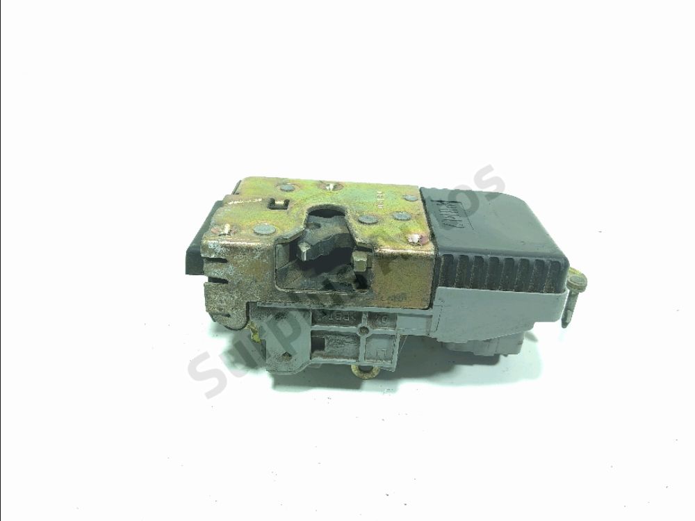 Serrure de porte avant gauche