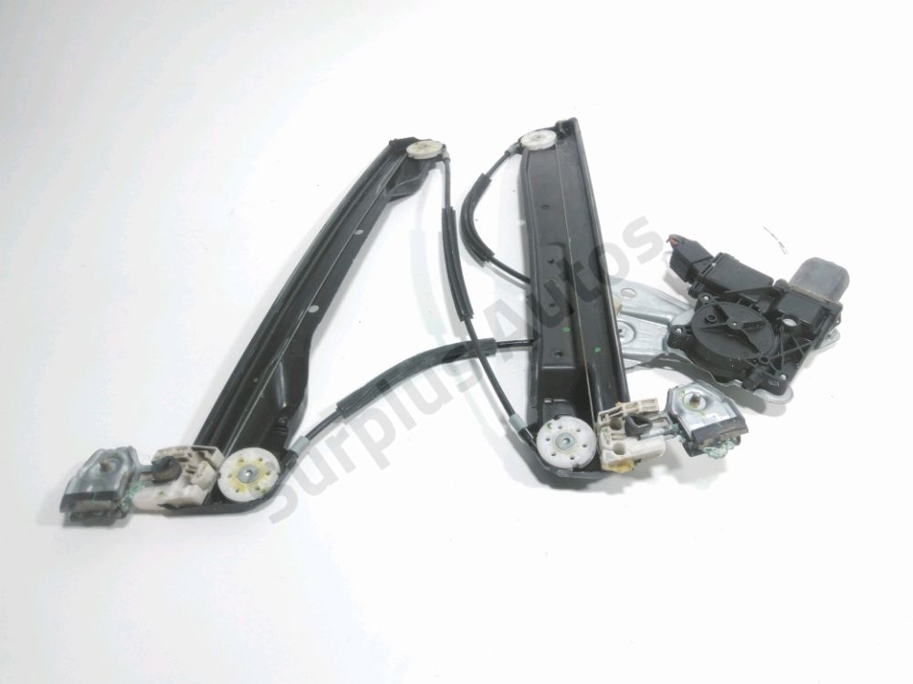 Lève-vitre électrique avant gauche