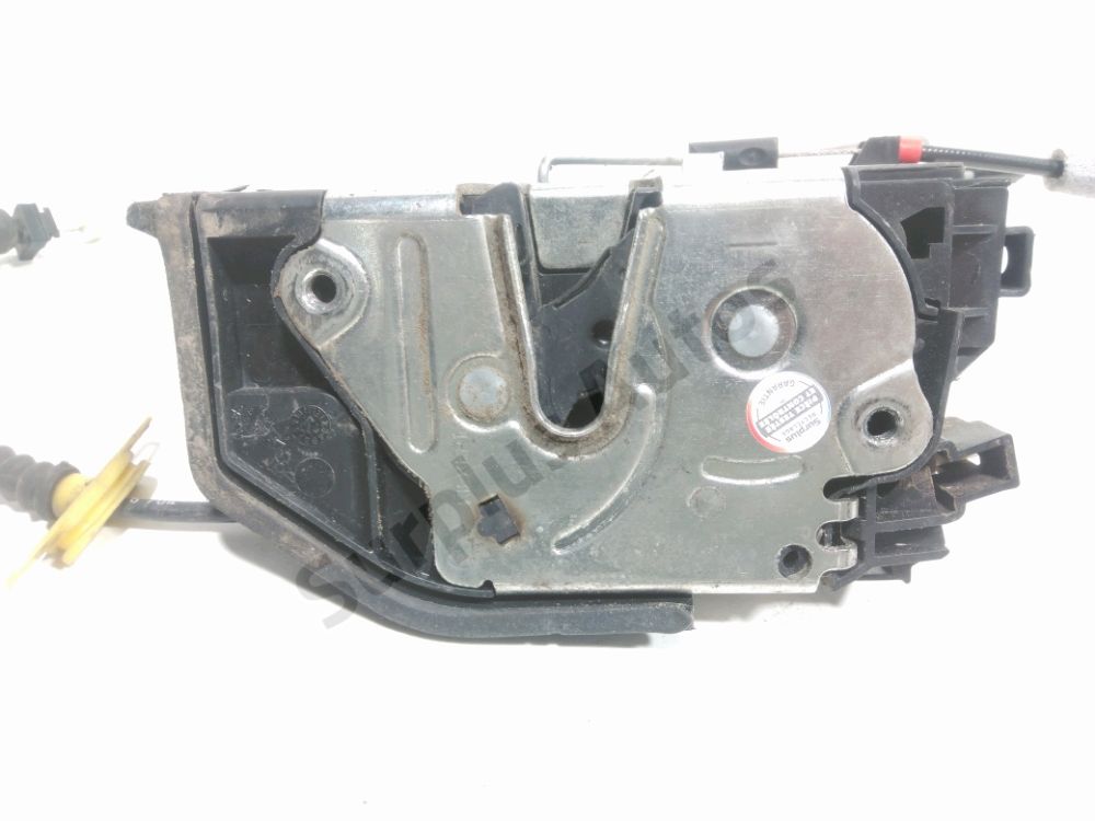 Serrure de porte avant gauche